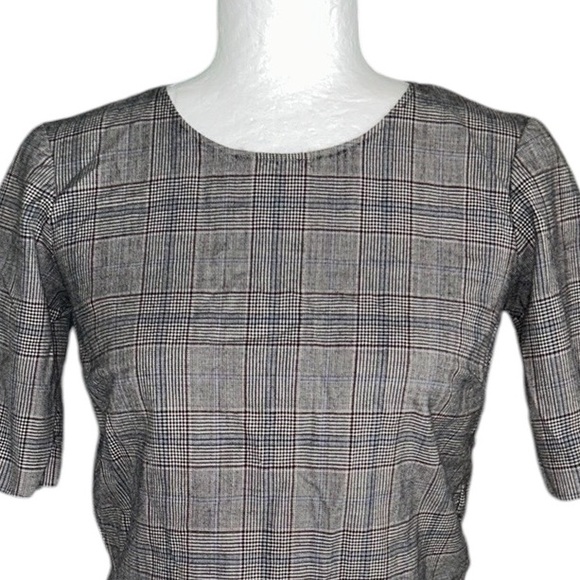 Theory Houndstooth Plaid Print Short Sleeve Cropped Top - 4 - Picture 2 of 10